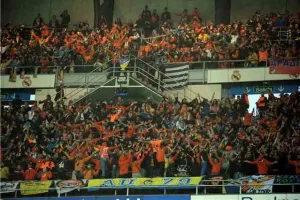 Όταν το ΑΠΟΕΛ 4 Απριλίου έπαιζε ακόμη στο Champions League! (βίντεο/φώτος)