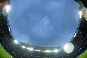 Όταν το ΑΠΟΕΛ 4 Απριλίου έπαιζε ακόμη στο Champions League! (βίντεο/φώτος)
