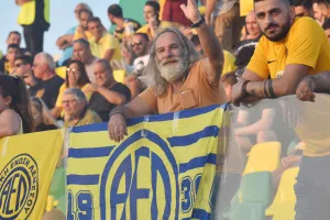 ΘΕΛΟΥΝ ΑΕΛ...