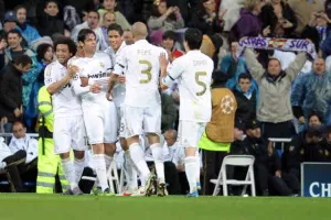 Όταν το ΑΠΟΕΛ 4 Απριλίου έπαιζε ακόμη στο Champions League! (βίντεο/φώτος)