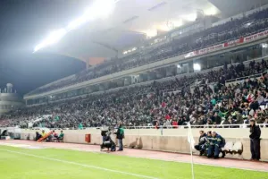 (ΦΩΤΟΣ) Το κοινό των πρωταγωνιστών περιμένει…
