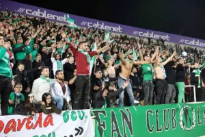 (ΦΩΤΟΣ) Το κοινό των πρωταγωνιστών περιμένει…