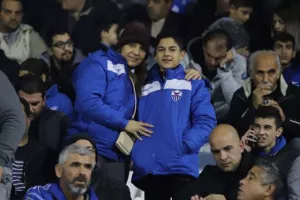 (ΦΩΤΟΣ) Το κοινό των πρωταγωνιστών περιμένει…