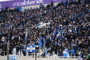(ΦΩΤΟΣ) Το κοινό των πρωταγωνιστών περιμένει…