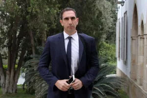 Υπουργός/ΣΧΟΛΙΟ για το χθεσινό νούμερο