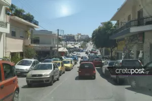 Aνεγκέφαλοι Κρητικοί... «Ουρές» στα πλυντήρια αυτοκινήτων και στις λαϊκές