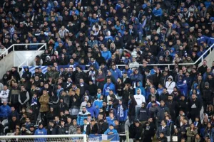 (ΦΩΤΟΣ) Το κοινό των πρωταγωνιστών περιμένει…