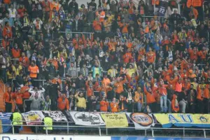 Όταν το ΑΠΟΕΛ 4 Απριλίου έπαιζε ακόμη στο Champions League! (βίντεο/φώτος)