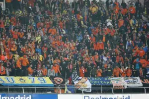 Όταν το ΑΠΟΕΛ 4 Απριλίου έπαιζε ακόμη στο Champions League! (βίντεο/φώτος)
