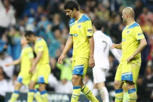 Όταν το ΑΠΟΕΛ 4 Απριλίου έπαιζε ακόμη στο Champions League! (βίντεο/φώτος)