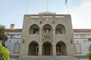 Φοιτητές και μη/Τι ισχύει για τον επαναπατρισμό τους (Ανακοίνωση)