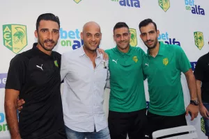 ΜΟΝΟ ένας/ΑΕΚ