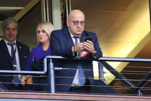 SMS/Κούμας