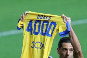 ΑΠΟΕΛ/4000+