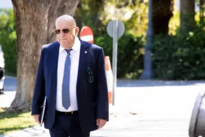 ΦΩΤΟΣ από τη σημαντική σύσκεψη στο Προεδρικό
