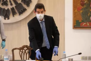 ΦΩΤΟΣ από τη σημαντική σύσκεψη στο Προεδρικό