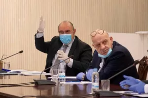 ΦΩΤΟΣ από τη σημαντική σύσκεψη στο Προεδρικό