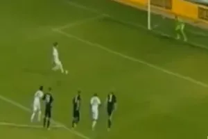 ΑΕΚ/Throwback με Van Dijk (βίντεο)
