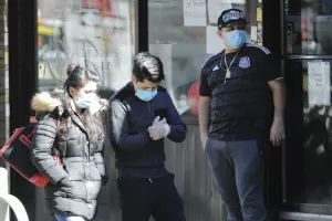 (ΦΩΤΟΣ) Μαύρες μέρες στη Νέα Υόρκη/"Πολεμικές" εικόνες