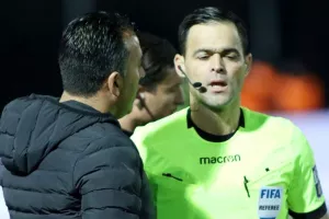 Στα γήπεδα το καλοκαίρι