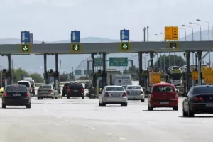 ΕΛΛΑΔΑ/Ανοιχτό το ενδεχόμενο να κλείσουν τα διόδια
