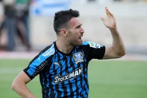 ΦΩΤΟ με την... θεά που του λείπει