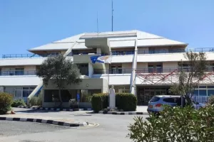 Επαγγελματίας υγείας του ΓΝ Πάφου θετική σε τεστ για κορωνοϊό