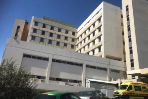 33 ασθενείς νοσηλεύονται στο ΓΝ Λάρνακας ως ύποπτα κρούσματα