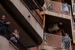 Η μισή ανθρωπότητα σε κατ΄ οίκον περιορισμό -3,9 δισεκατομμύρια άνθρωποι σε καραντίνα 