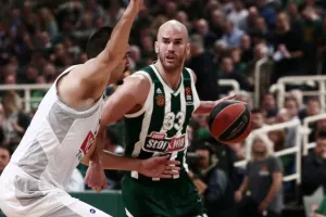 Καλάθης: Όταν έγραψε ιστορία με triple double! (βίντεο)