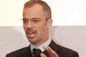 «Δεν υπάρχει όριο στη βοήθεια που θα προσφέρει η Super League»
