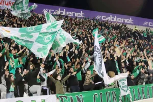 Οπαδοί Ομόνοιας/"Προσπαθείτε να μας ταΐσετε σανό-Μετράμε τα λεπτά και τις ώρες"