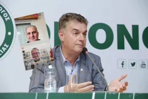 "ΠΟΓΙΑ" για ΠΑΠΑΣΤΑΥΡΟΥ: "Είναι τα λεφτά του που ώθησαν την Ομόνοια να είναι εδώ"
