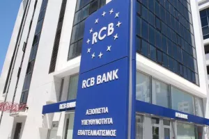 Δωρεά 12 αναπνευστήρων από RCB Bank