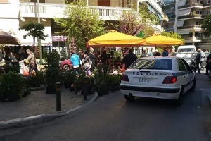 ΑΠΙΣΤΕΥΤΕΣ ΕΙΚΟΝΕΣ-Το αδιαχώρητο στη λαϊκή αγορά στο Παγκράτι - «Διαλύει» τον κόσμο η αστυνομία