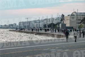 Θεσσαλονίκη: Άνοιξε η Νέα Παραλία και... βούλιαξε από κόσμο