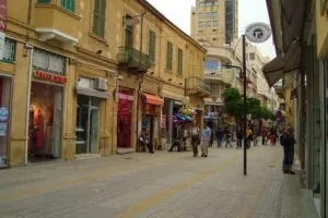 Τι ισχύει με τα καταστήματα ΑΥΡΙΟ Πρωτομαγιά