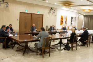 Το "ξεκλείδωμα" στο τραπέζι - Σήμερα η διυπουργική