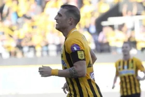 Βέλεθ: "Η Ελλάδα έλαβε μέτρα μόλις είδε την κατάσταση της Ισπανίας"