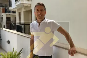 Γνωριμία...