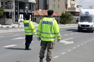 Ενίσχυση περιπολιών σε περιοχές με αυξημένα κρούσματα