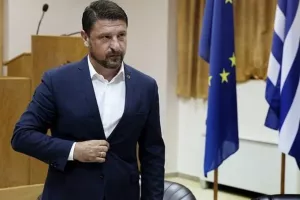 "Μην ετοιμάζονται κάποιοι για εκδρομή την Πρωτομαγιά"