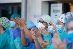 Ισπανία: Ο χαμηλότερος αριθμός θανάτων εδώ και 4 βδομάδες