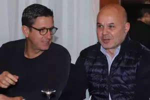 ΣΥΜΦΩΝΟΥΝ σε... μερικά!