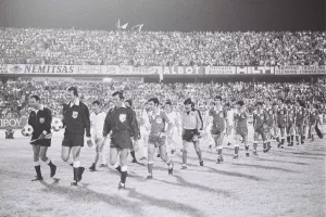 Το ΑΞΕΧΑΣΤΟ Απόλλων-Ομόνοια