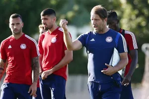 Μαρτίνς: «Να μη χαλάσει η εικόνα μας…»