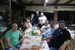 Αντίο... στους Ελλαδίτες