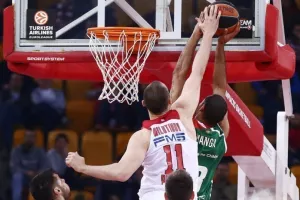 Με μπόλικο Ολυμπιακό οι τάπες στο ταμπλό της δεκαετίας (βίντεο)