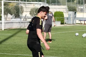 ΑΕΚ: Έκανε εξετάσεις και πάει συντηρητικά ο Γαλανόπουλος