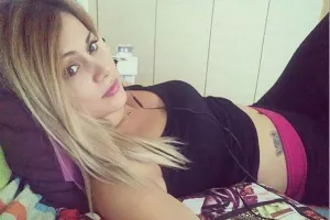 Στάζει... μέλι η Μαίρη